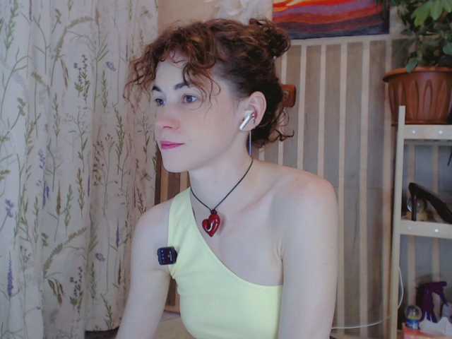 LiluBarbarian live cam on BongaCams
