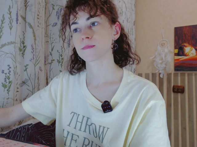 LiluBarbarian, en directo ahora en BongaCams