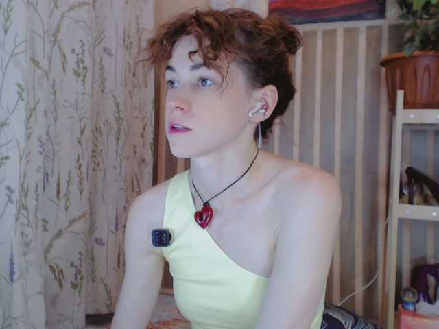 LiluBarbarian live cam on BongaCams