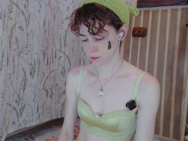 LiluBarbarian live cam on BongaCams