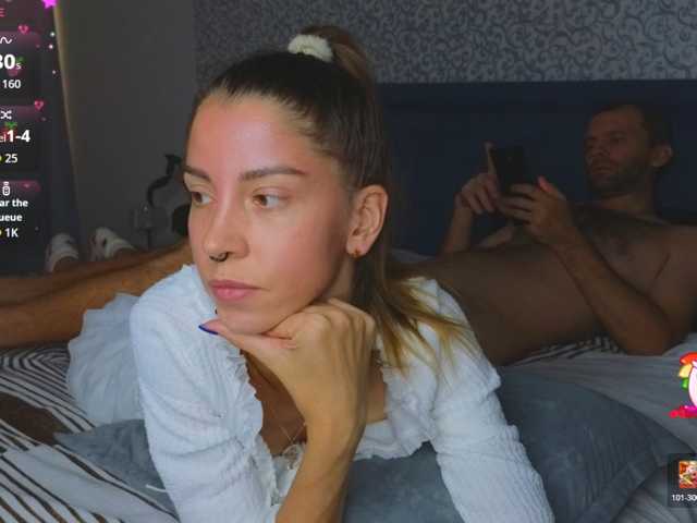 Fox_Wolf live cam preview