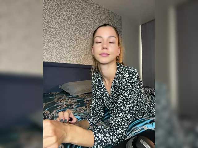 Lisi4ka-Basik live cam on BongaCams