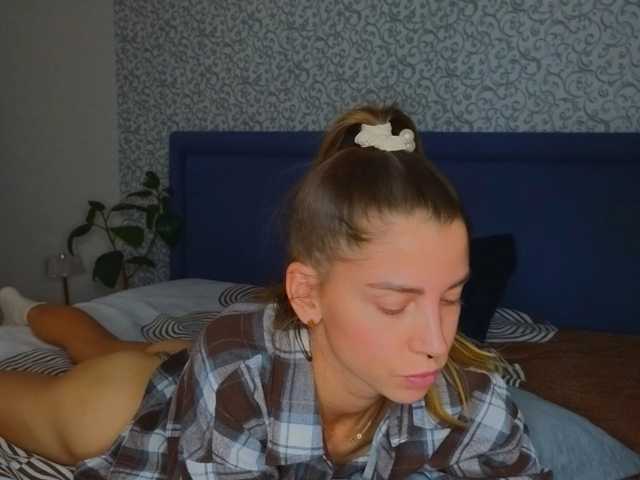 Lisi4ka-Basik live cam on BongaCams