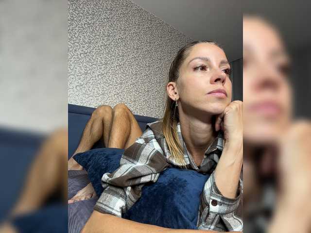 Lisi4ka-Basik live cam on BongaCams