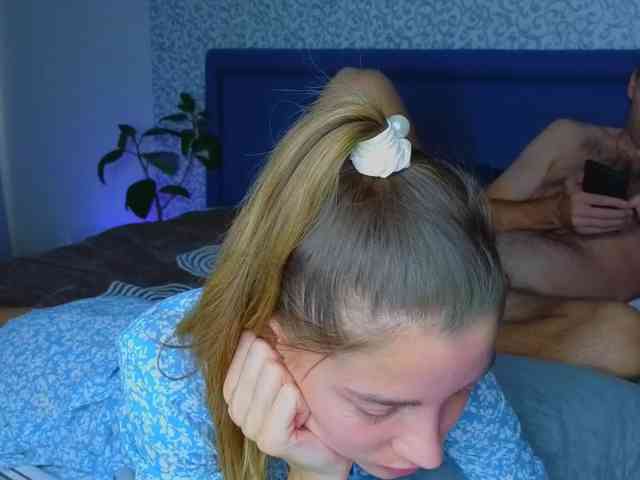 Fox_Wolf webcam