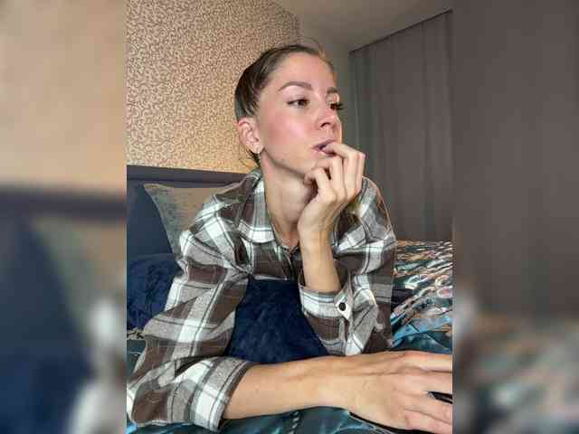 Lisi4ka-Basik Live Webcam on BongaCams