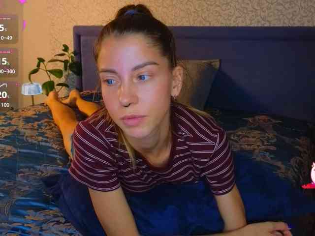 Fox_Wolf webcam