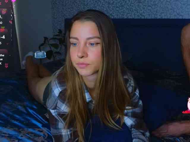 Fox_Wolf webcam