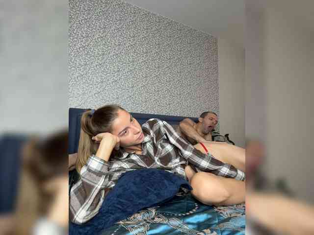 Fox_Wolf webcam