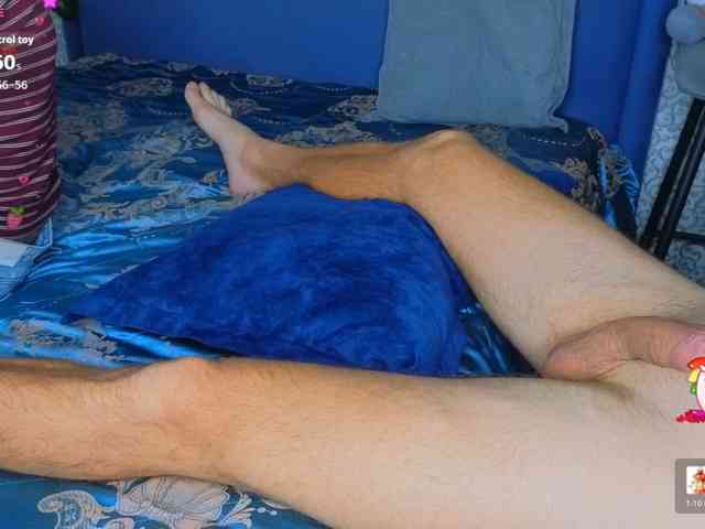 Fox_Wolf webcam