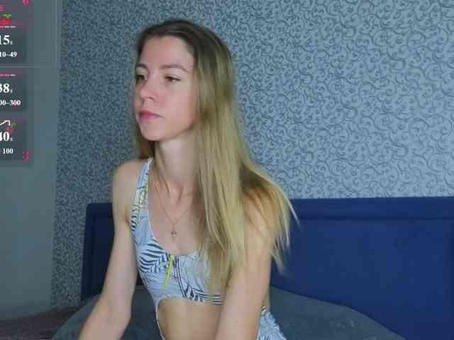 Kristi_Wolf webcam