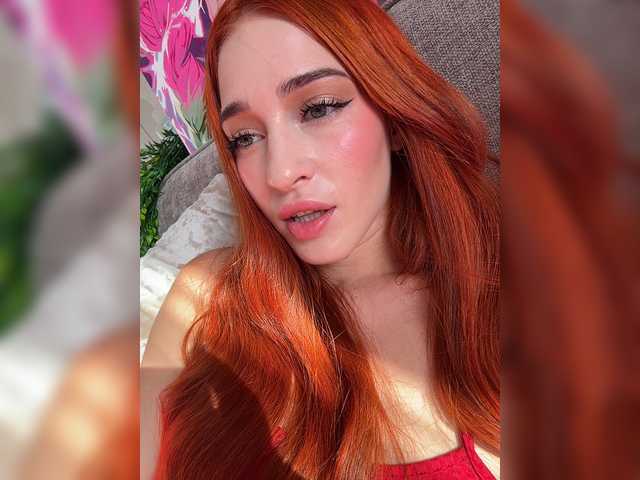 ArinaSmile live cam on BongaCams