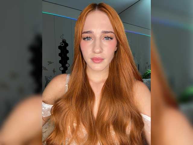ArinaSmile live cam on BongaCams