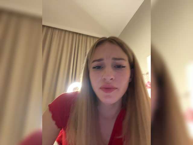 ArinaSmile Nude Live Sex Shows