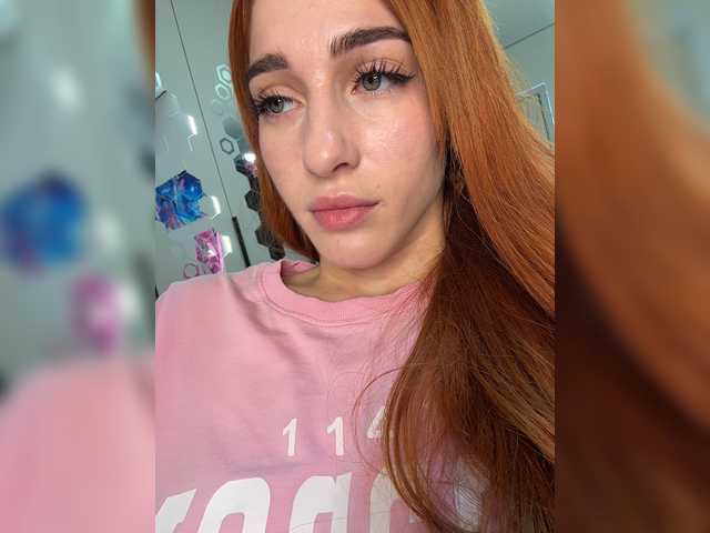 ArinaSmile live cam on BongaCams