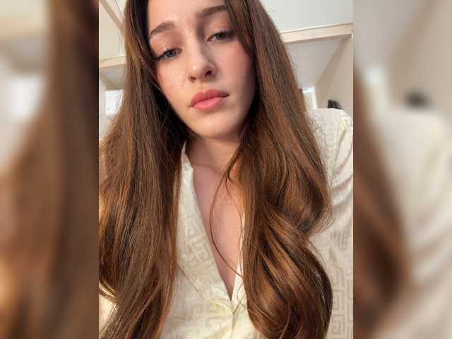 ArinaSmile, live now on BongaCams