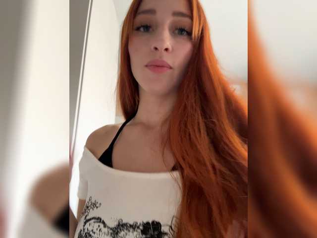 ArinaSmile live cam on BongaCams