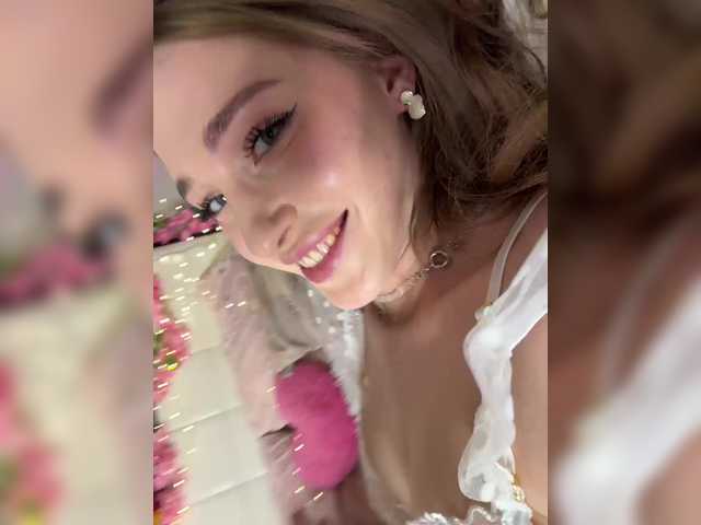  ArinaSmile chat room