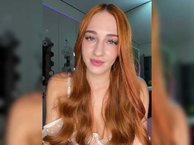 ArinaSmile live cam on BongaCams