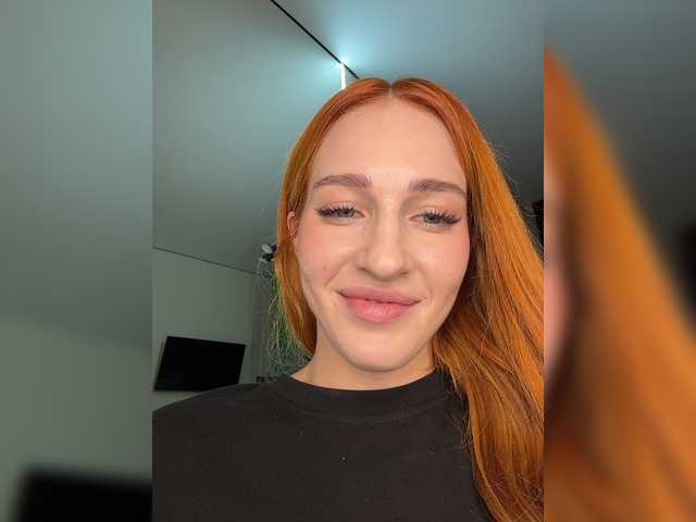 ArinaSmile live cam on BongaCams