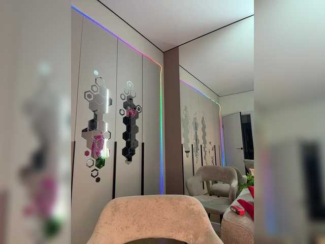 VictoriaBix live webcam show