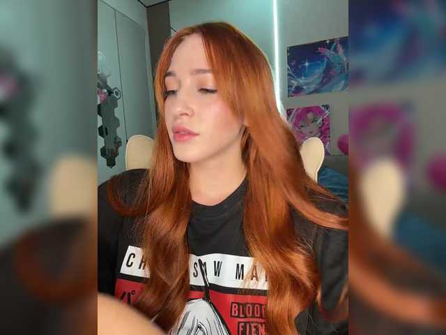 VictoriaBix live cam preview