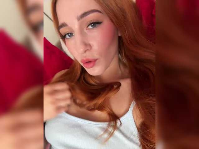 ArinaSmile live cam on BongaCams