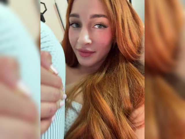 ArinaSmile live cam on BongaCams