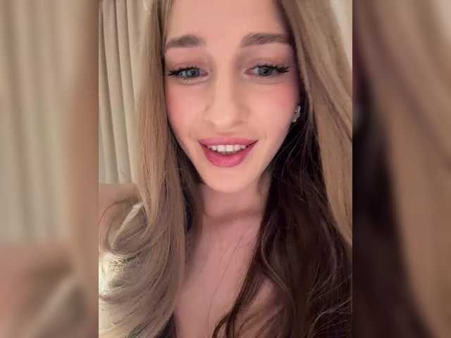  ArinaSmile chat room