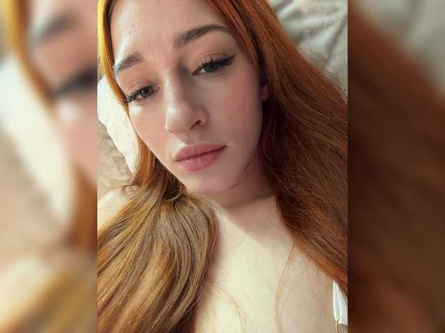 ArinaSmile live cam on BongaCams
