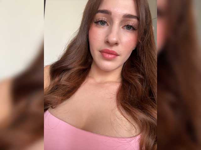 ArinaSmile, live now on BongaCams