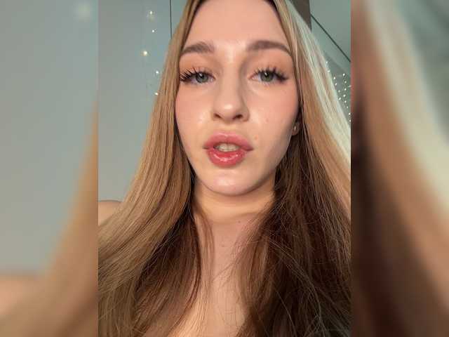  ArinaSmile chat room