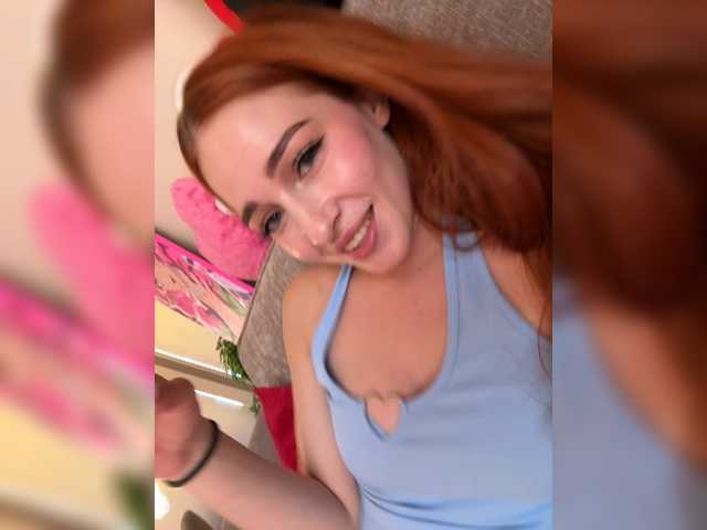 ArinaSmile live cam on BongaCams