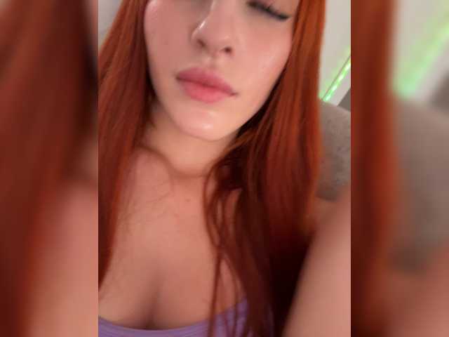 ArinaSmile live cam