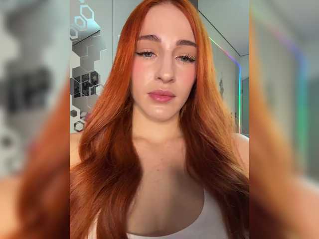 ArinaSmile live cam on BongaCams