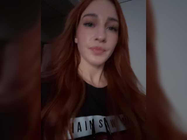 VictoriaBix live cam preview