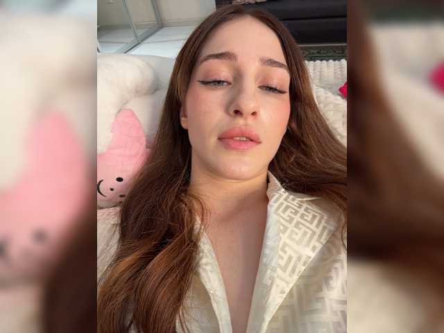 ArinaSmile, live now on BongaCams