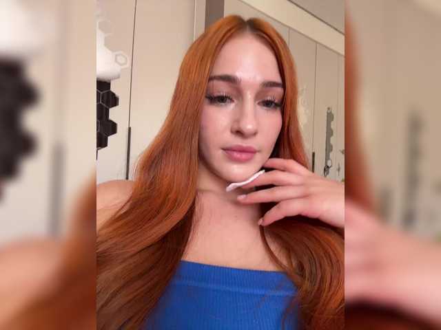 ArinaSmile live cam on BongaCams