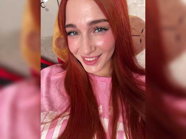 ArinaSmile live cam on BongaCams