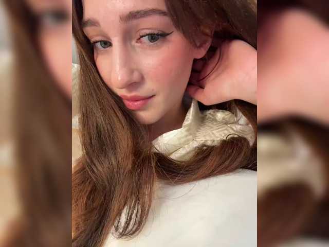 VictoriaBix live cam