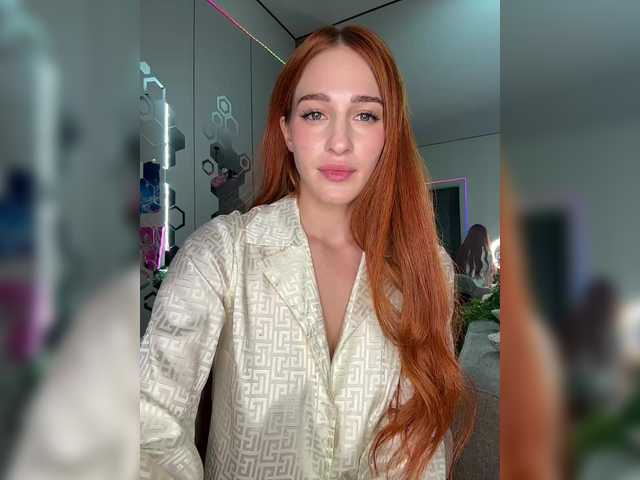 ArinaSmile live cam on BongaCams