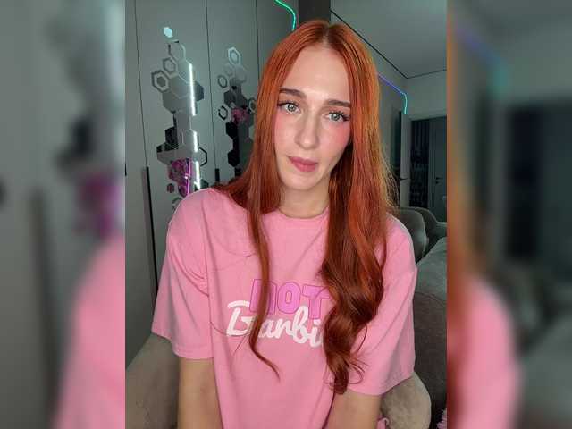 ArinaSmile live cam on BongaCams
