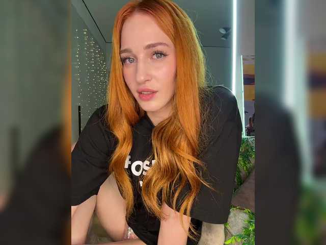 ArinaSmile live cam on BongaCams