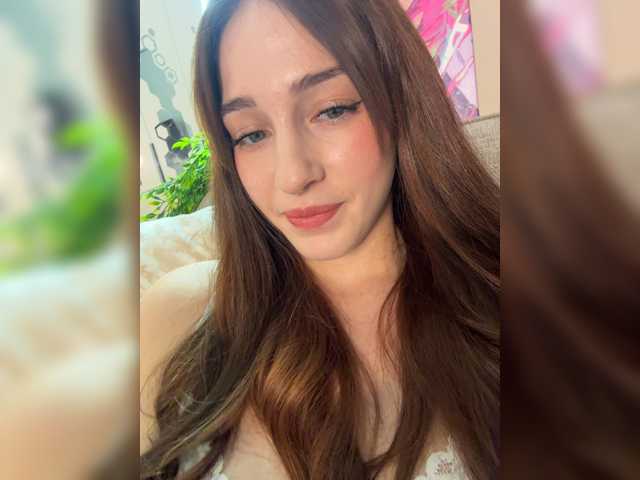 ArinaSmile, en vivo ahora en BongaCams