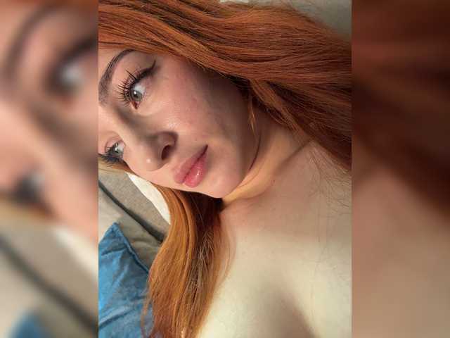 ArinaSmile live cam on BongaCams