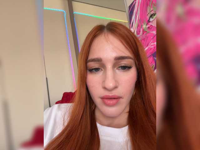 ArinaSmile live cam on BongaCams