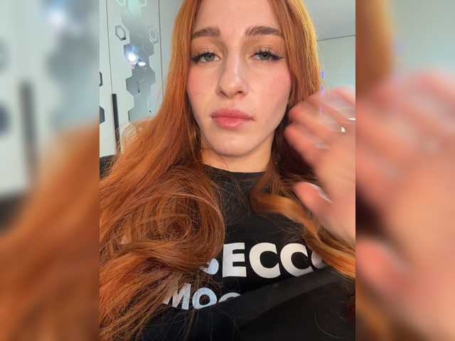 ArinaSmile live cam on BongaCams