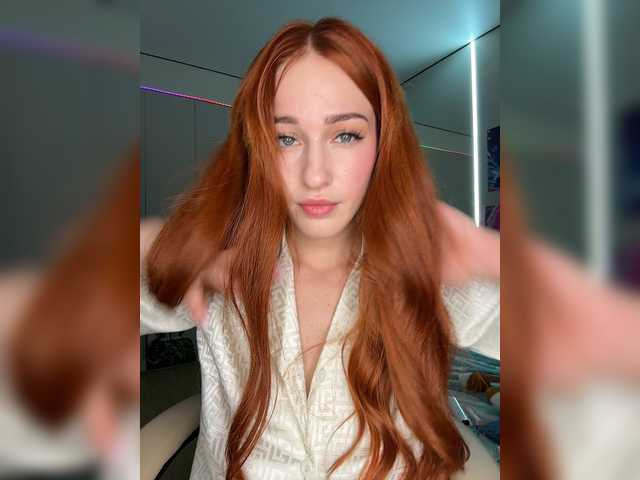 ArinaSmile live cam on BongaCams