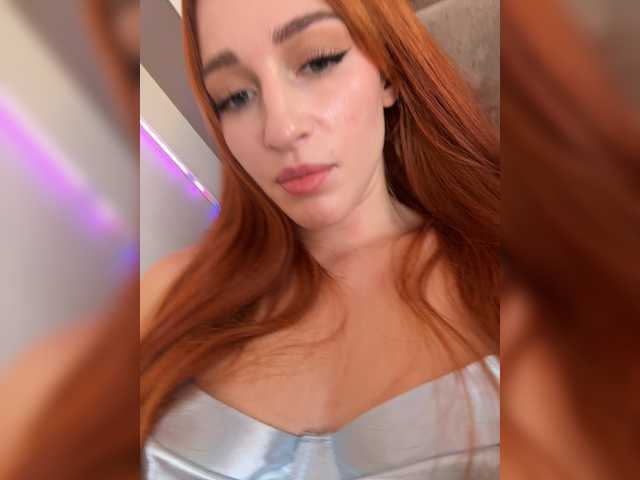 ArinaSmile live cam on BongaCams