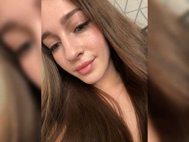 ArinaSmile live cam on BongaCams